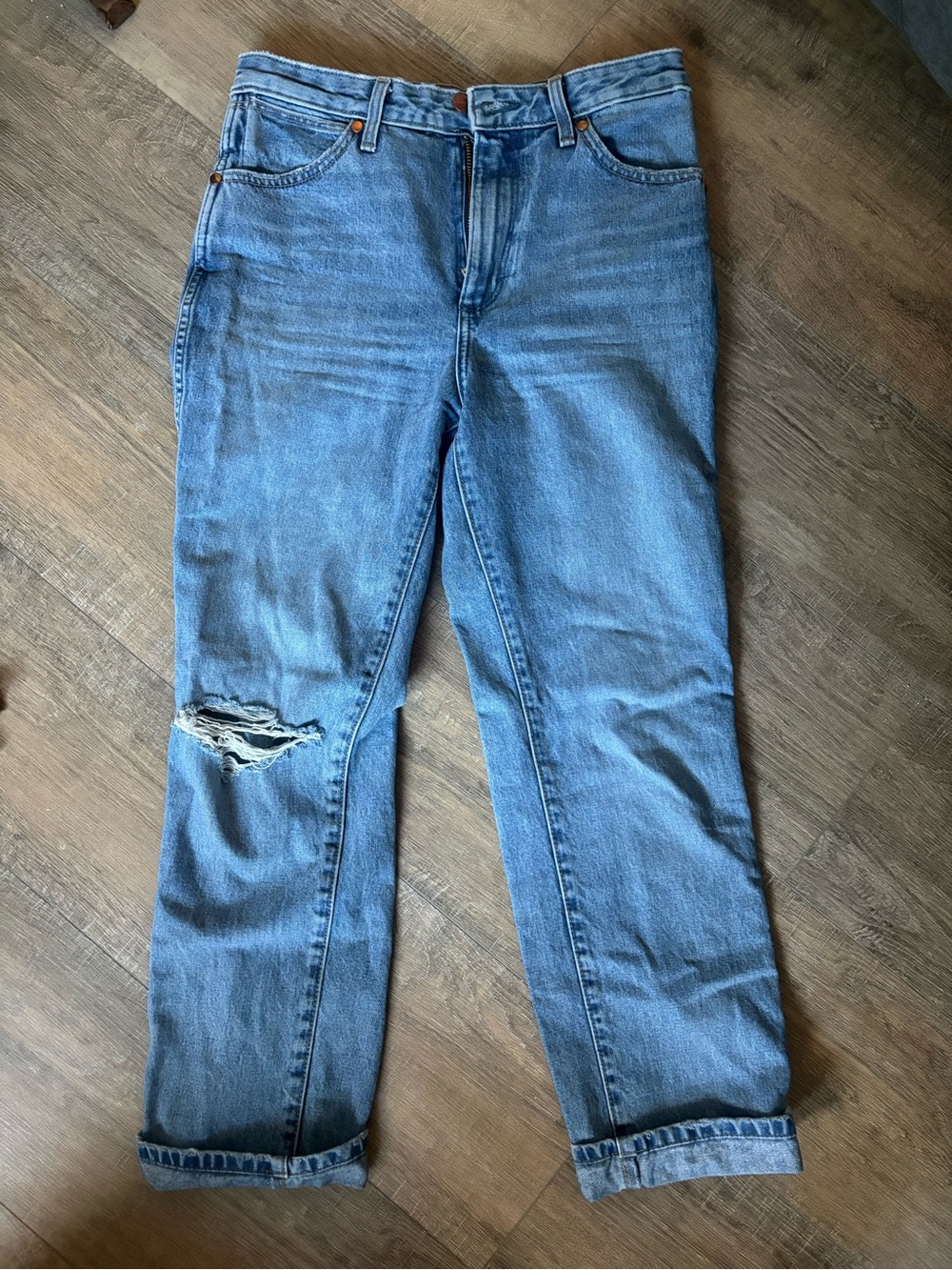 Wrangler Light Blue Relaxed Fit womens Jeans